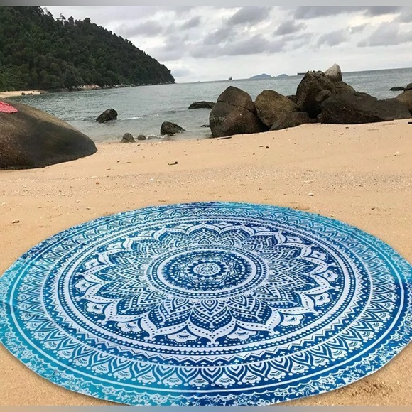 🎊 Host Pick🎉 Bohemian Blue Mandala Beach Yoga Throw - Picture 3 of 16